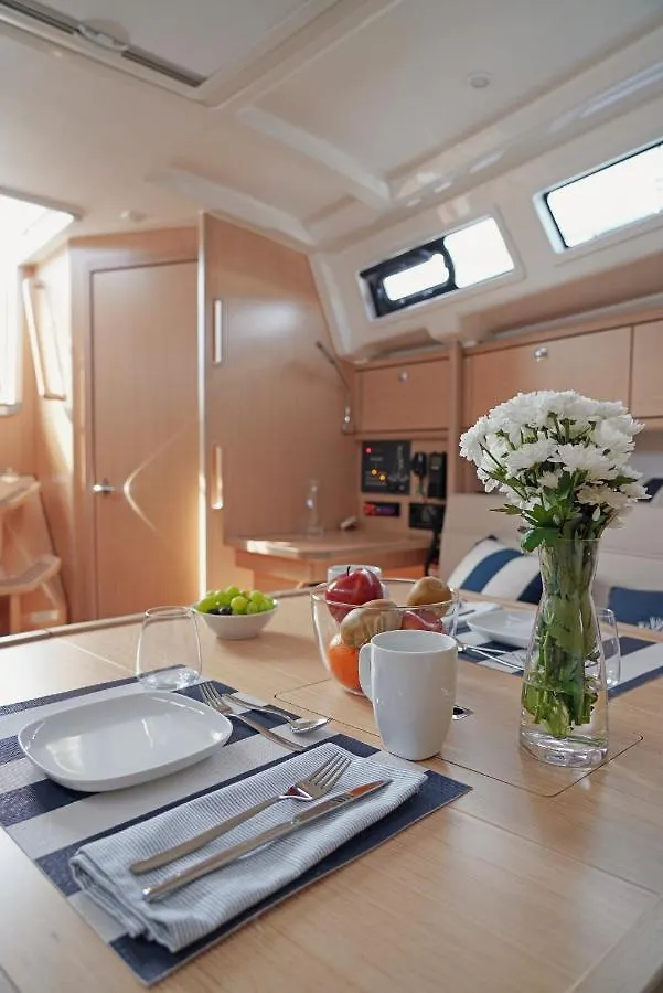 Luxury Sailing Boat Otel Lisboa Tekne